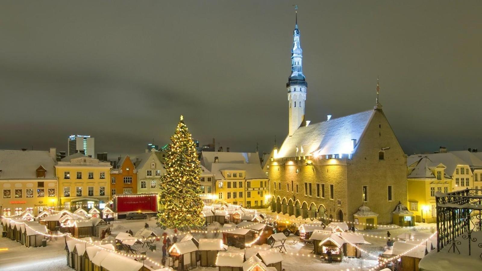 Luxury Apartment In The Heart Of Tallinn Buitenkant foto